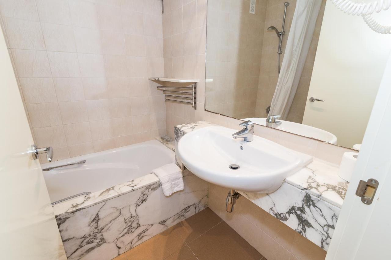 Apartment Guell Barcelona Buitenkant foto